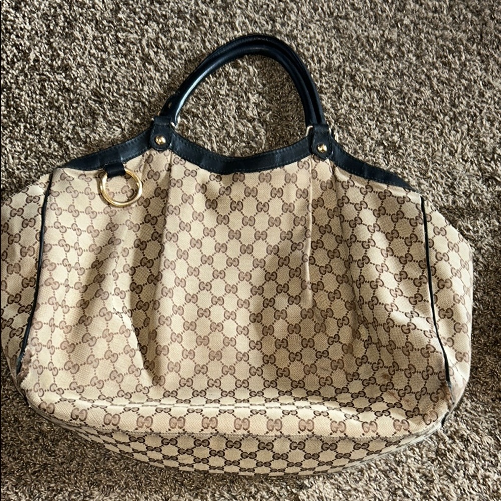 Gucci Cream and Black Iconic Tote Bag